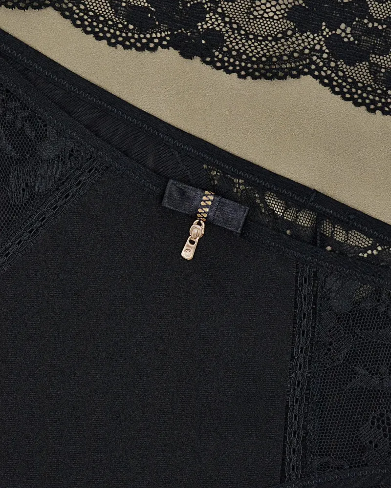 Бразилиана с висока талия RICHNESS