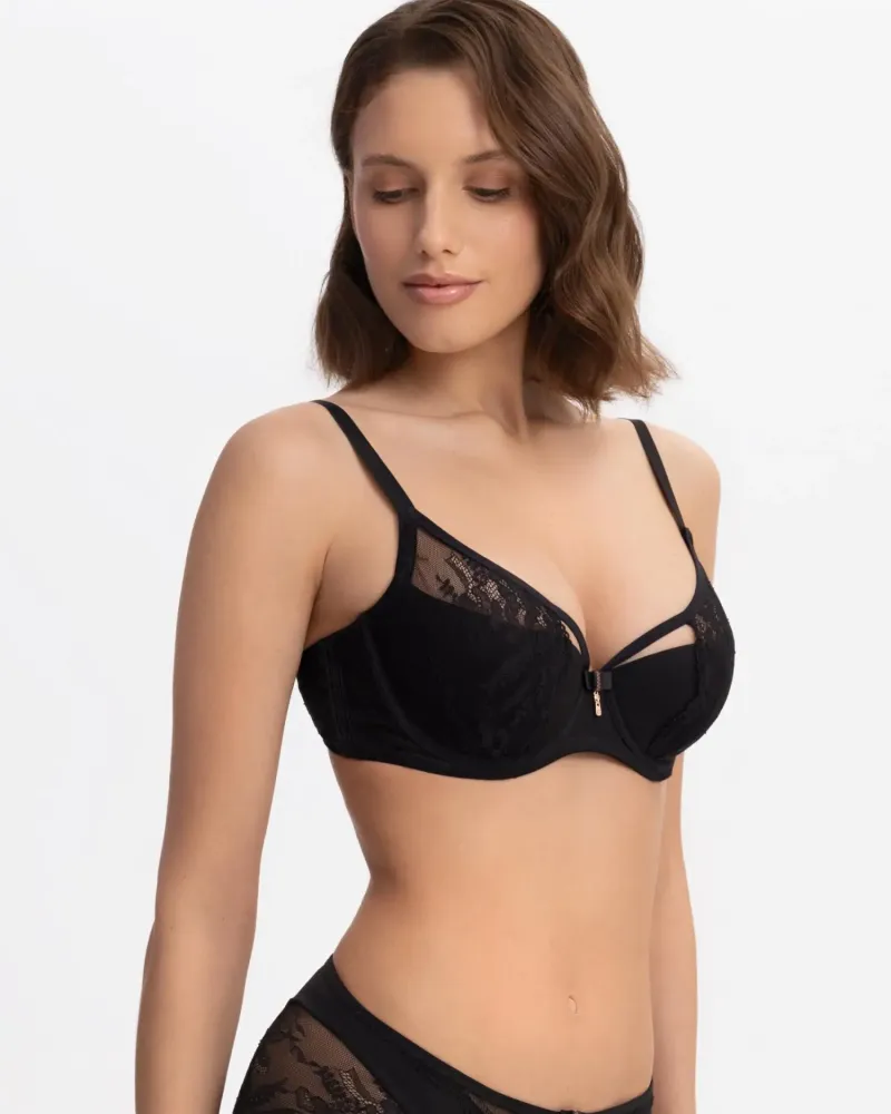 Сутиен с банели  RICHNESS