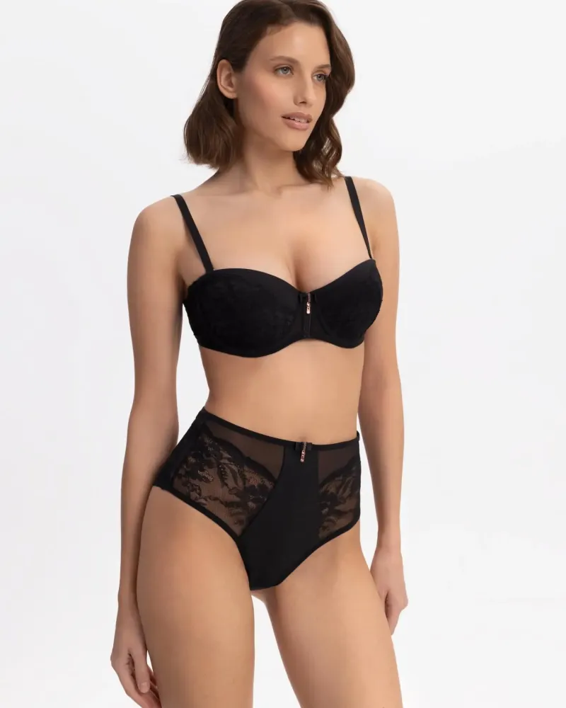 Сутиен с лек Push-Up RICHNESS