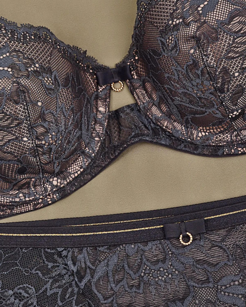 Сутиен с подплънки  Dreamer