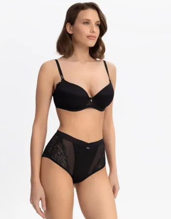 Сутиен с Push-Up подплънки Enigma