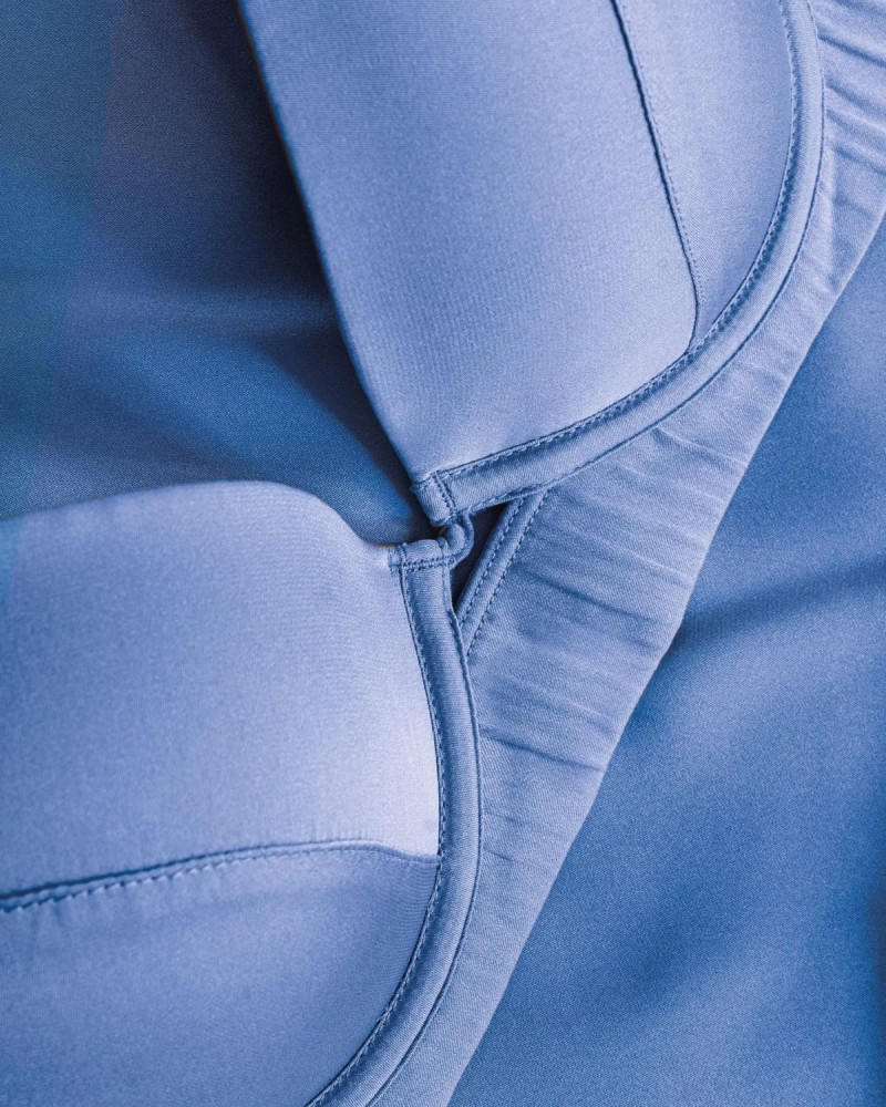 Сутиен с коприна Intrigue, луксозно бельо от Marc and Andre