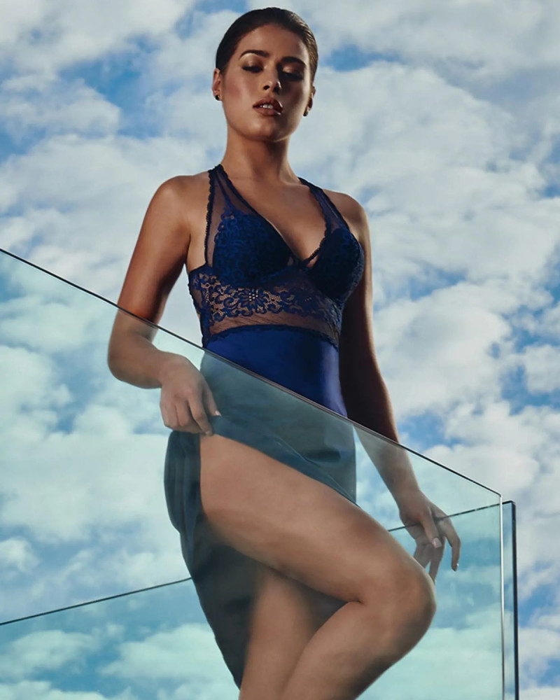 Нощница с дантела Mirage