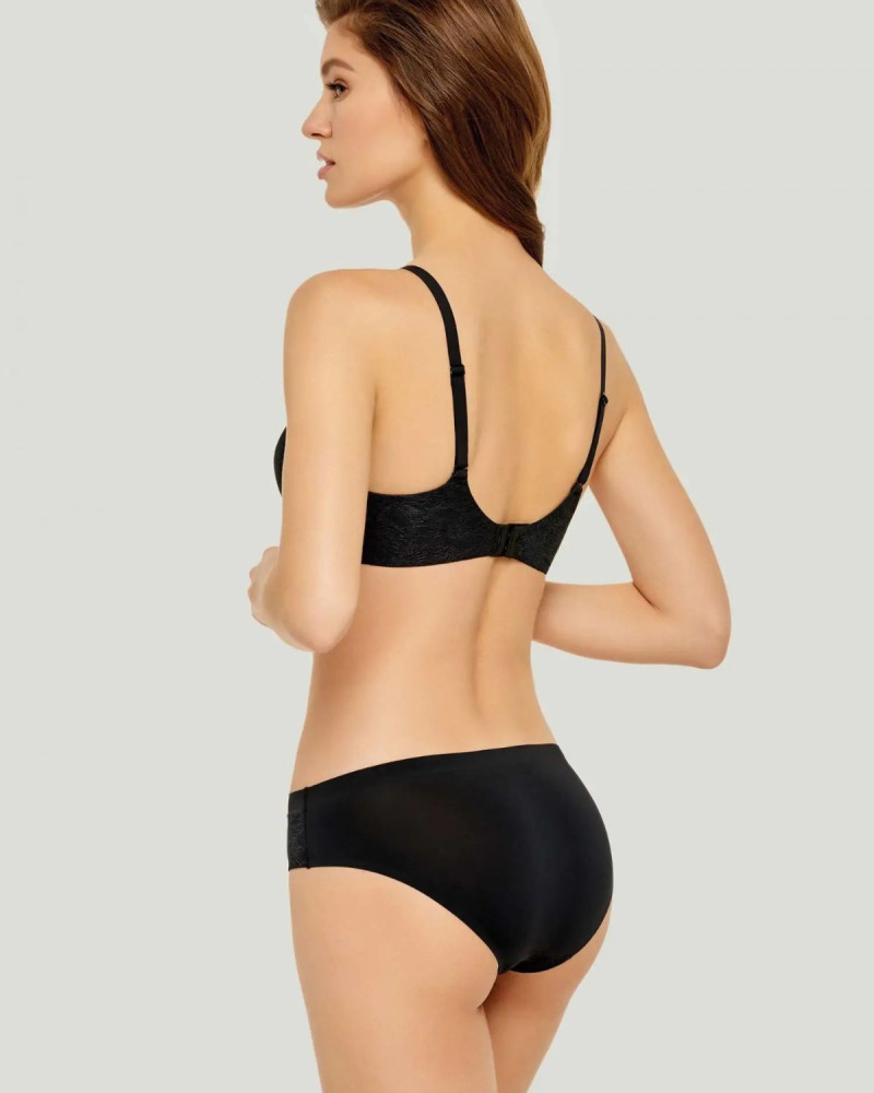 Сутиен с лек push up Floral Comfort, луксозно бельо от Marc and Andre