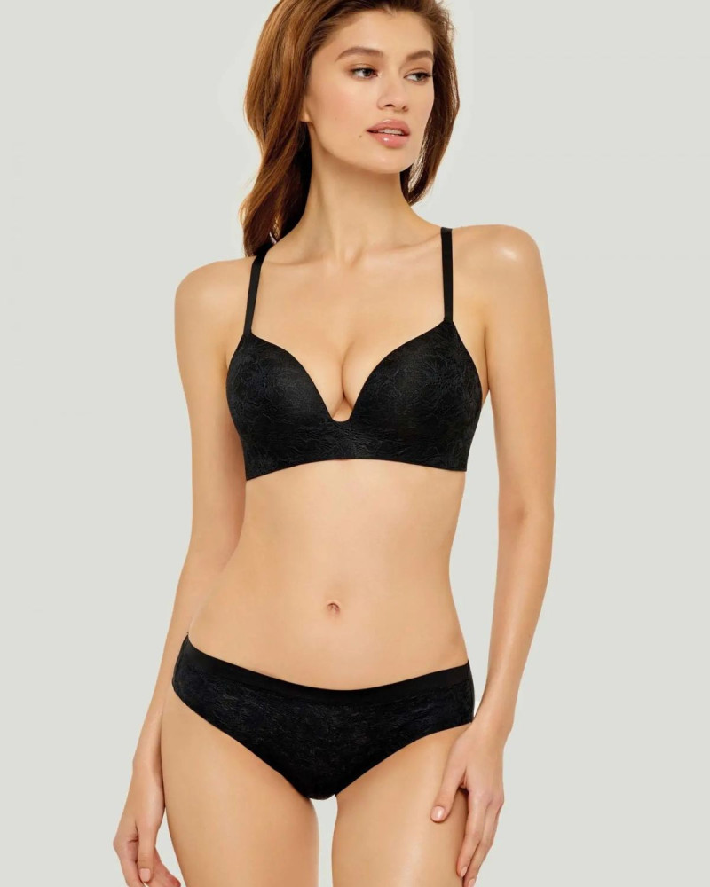 Сутиен с лек push up Floral Comfort, луксозно бельо от Marc and Andre