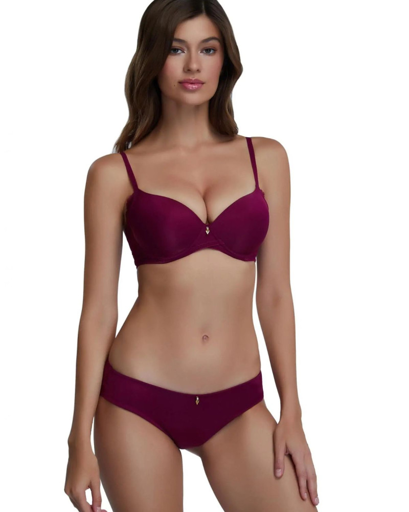 Сутиен Push Up Goddess, луксозно бельо от Marc and Andre